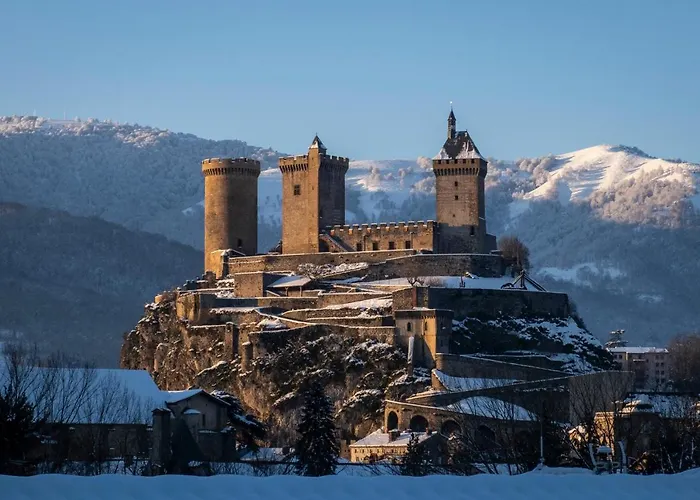 Semesterbostad Agreable Maison Au Centre Historique De Avec Garage
