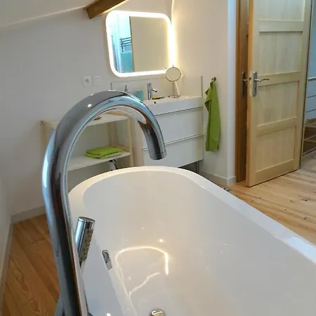 بيت للعطل Agreable Maison Au Centre Historique De Avec Garage