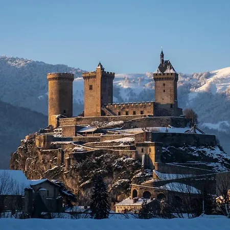 بيت للعطل Agreable Maison Au Centre Historique De Avec Garage